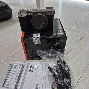 (부산) a7c 실버 14000컷 풀박 125만에 팝니다