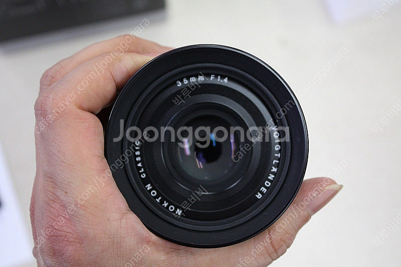 보이그랜더 35mm f1.4 소니 e마운트--1