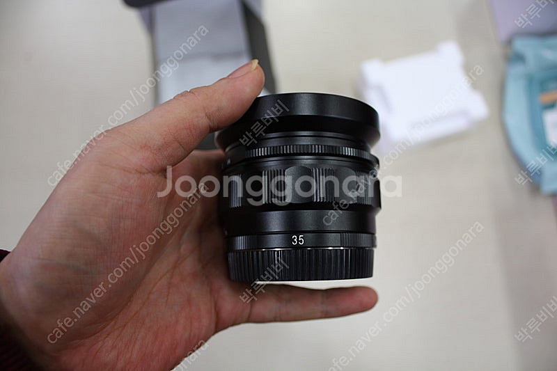 보이그랜더 35mm f1.4 소니 e마운트--4