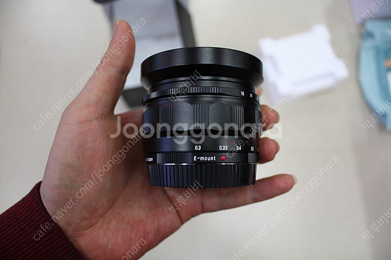 보이그랜더 35mm f1.4 소니 e마운트--6