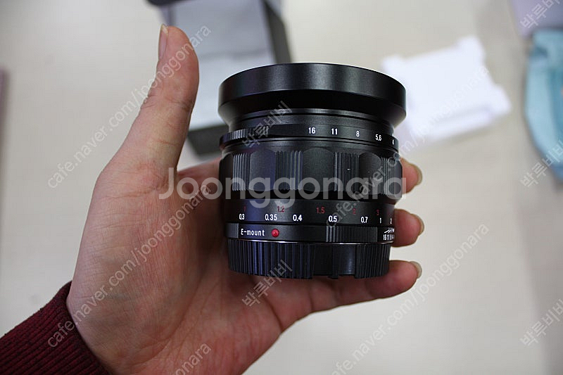 보이그랜더 35mm f1.4 소니 e마운트--7