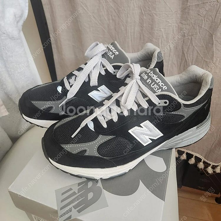 뉴발란스 993 블랙 260 2E사이즈 팝니다.--0