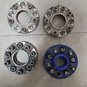 쌍용차 pcd130 허브스페이스 30mm ×4개와25mm 2개.총6개