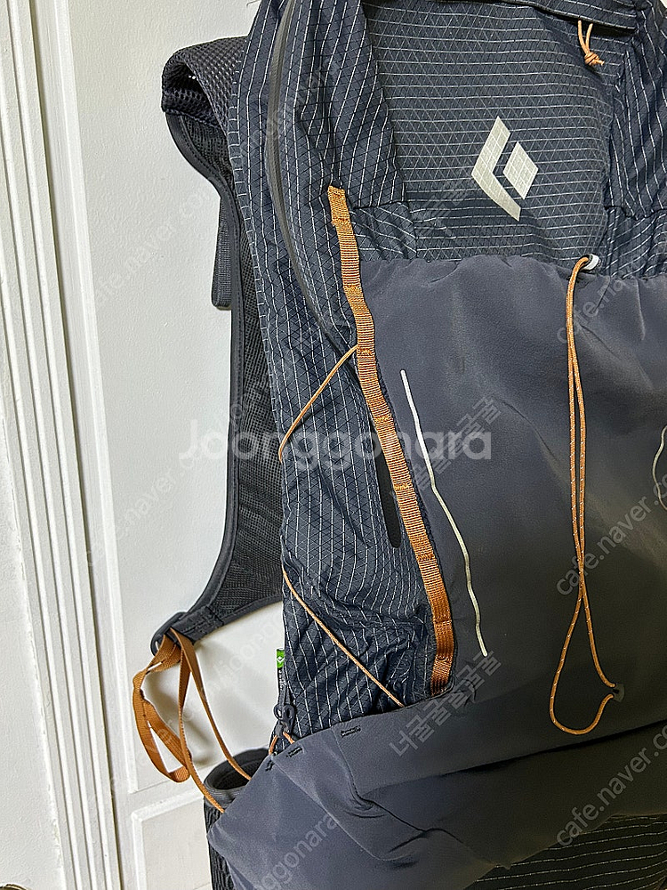 블랙다이아몬드 퍼수트 30 등산가방--1