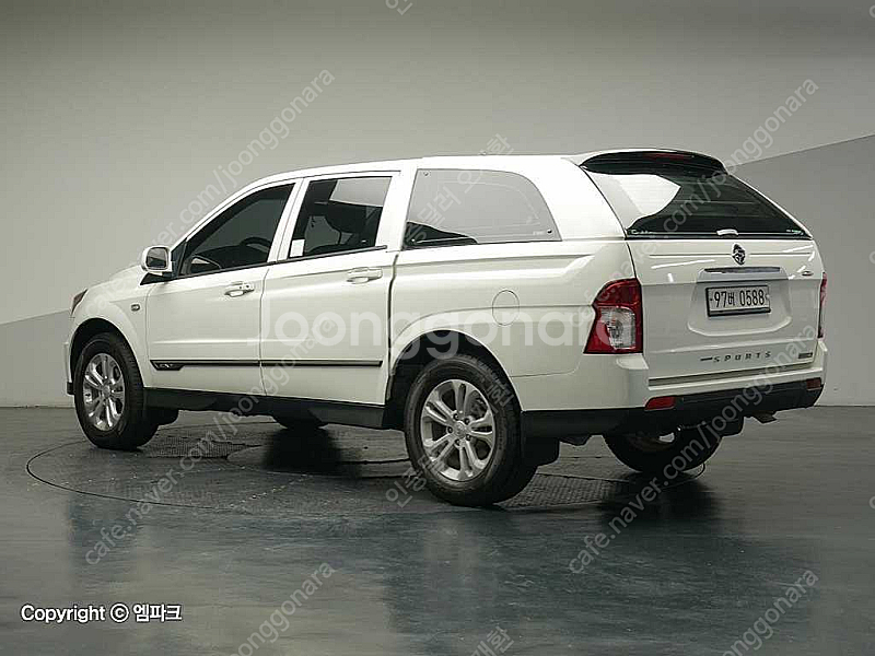 KG모빌리티(쌍용) 더뉴코란도스포츠 CX7(4WD) 클...--1