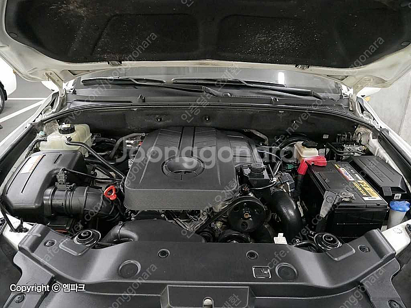 KG모빌리티(쌍용) 더뉴코란도스포츠 CX7(4WD) 클...--4