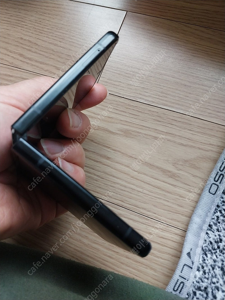 (개인)삼성z플립3 블랙 팜--6