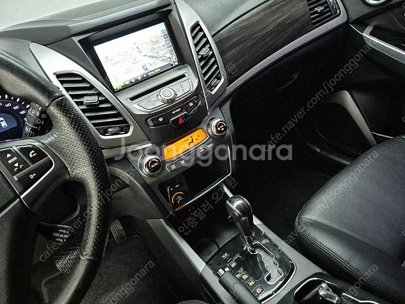 KG모빌리티(쌍용) 뉴코란도C 2WD 2.0 CVT 고...--9