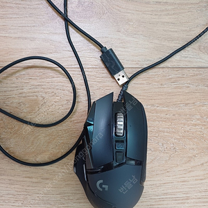 로지텍 G502 유선 게이밍 마우스