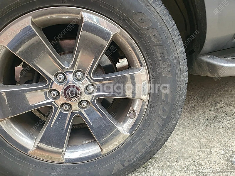 14년. 모하비. 18인치 순정 크롬 흴 타이어 삽니다--0