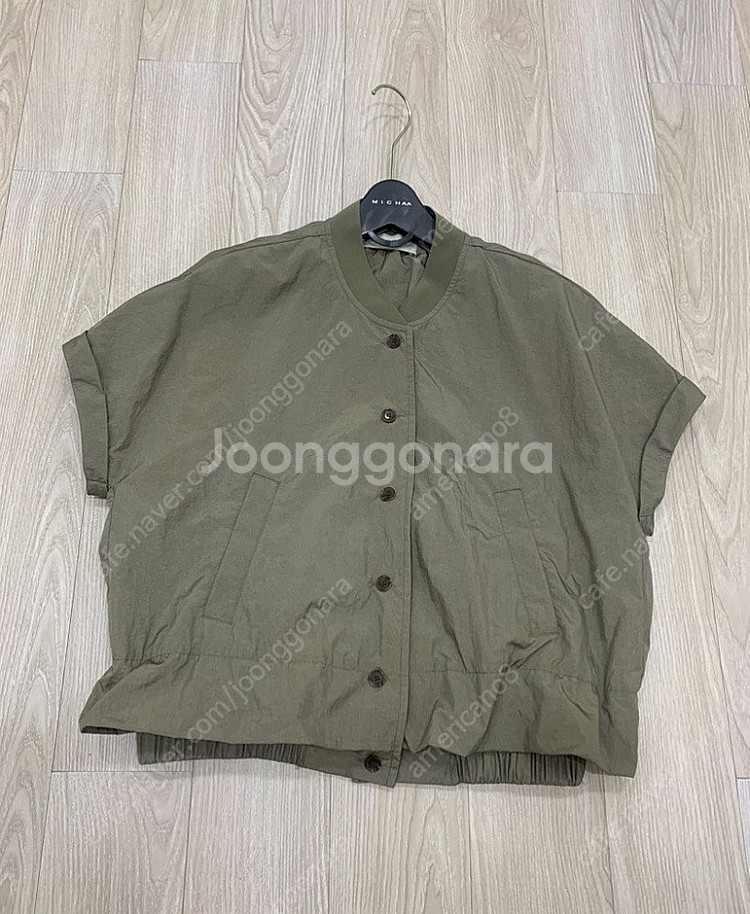 BCBG 크롭 바람막이 (55-66)--3