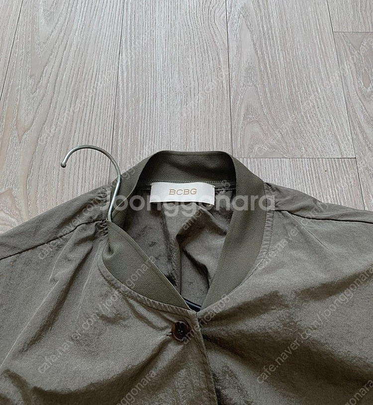 BCBG 크롭 바람막이 (55-66)--5