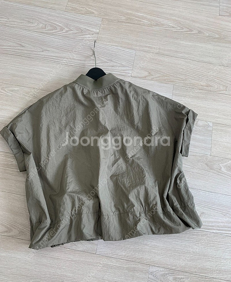 BCBG 크롭 바람막이 (55-66)--6