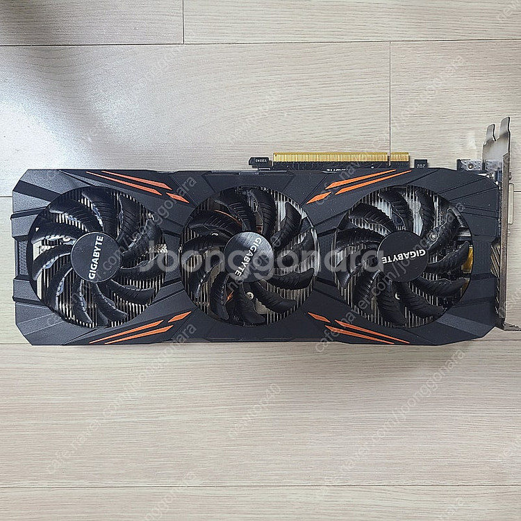기가바이트GTX1070 8G 그래픽카드 팝니다--0