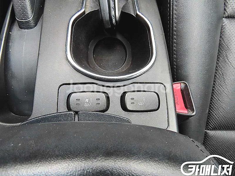 [KG모빌리티(쌍용) ]뉴코란도C 2WD 2.0 CVT...--4