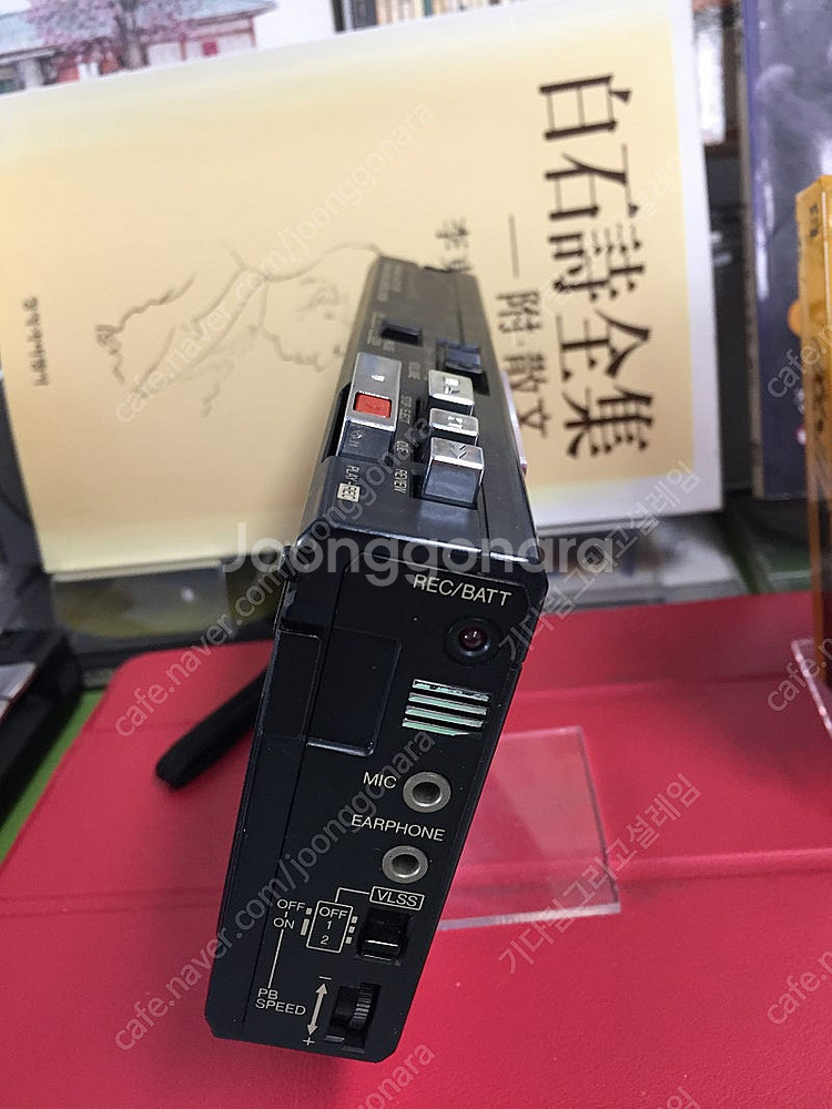 워크맨 정크품(통전 됨):고즈넉한 明窓淨机를 몽상하는....--6