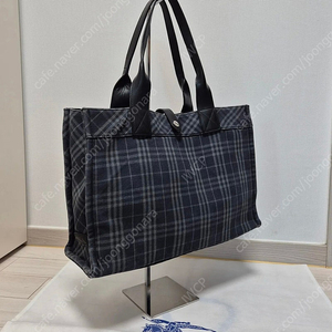 버버리 블루라벨 토트백 블랙체크