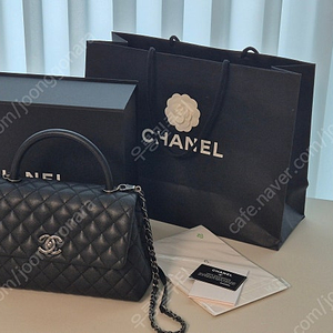 샤넬 블랙 캐비어 코코핸들 28 A92991