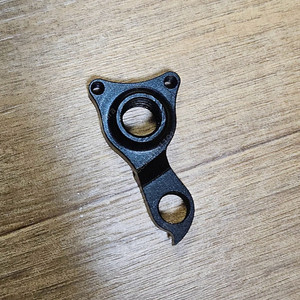 cnc 가공 mtb 행어