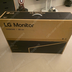 LG전자 QHD 32인치 모니터 32QK500-C (미개봉 새상품) 저렴하게 팝니다.