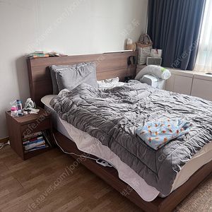 한샘 유로503 월넛색상 침대(꼬마테이블,매트리스 포함) - 가격내림