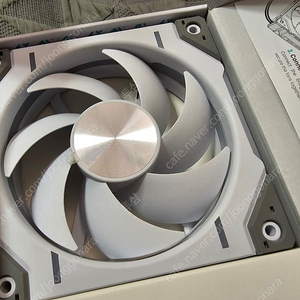 Phanteks PH-F120D30 화이트 쿨링팬 12개