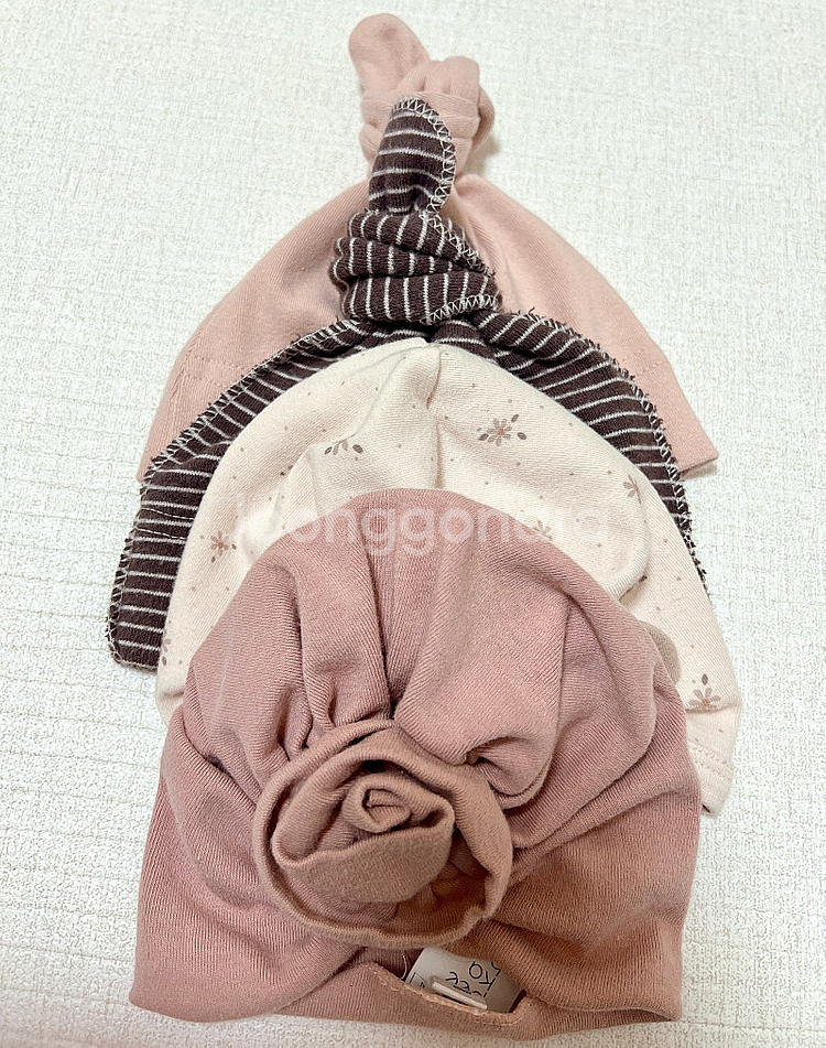 피카부 모자 4개--2