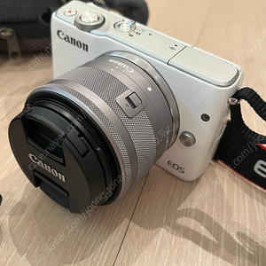 캐논 eos m10