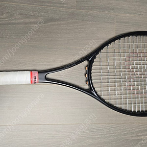(급) 한정판 윌슨 프로스테프 v14 느와르 판매합니다. 테니스 라켓