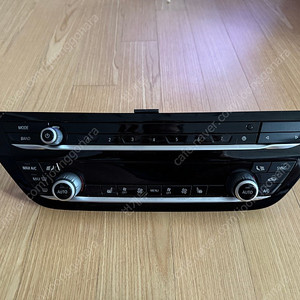 BMW5시리즈 G30 공조패널/오디오 컨트롤러모듈