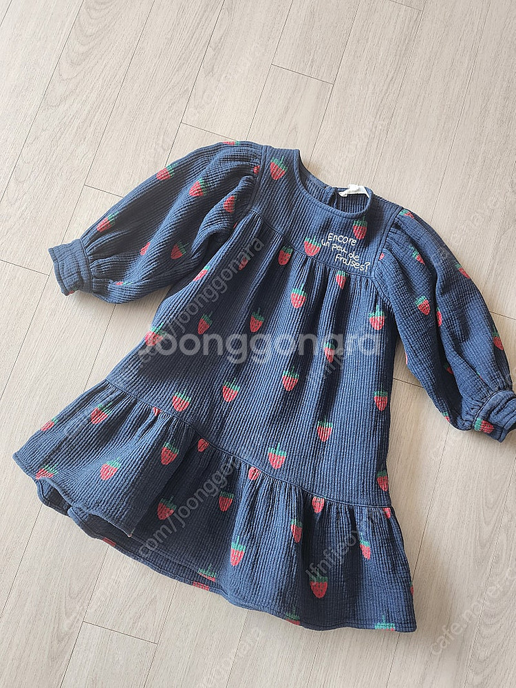 리미떼두두 딸기 원피스 s 15000원--0