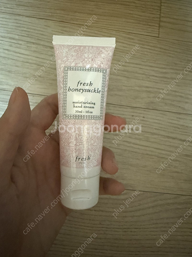 프레쉬 향수 핸드크림 허니서클 30ml 새상품--0