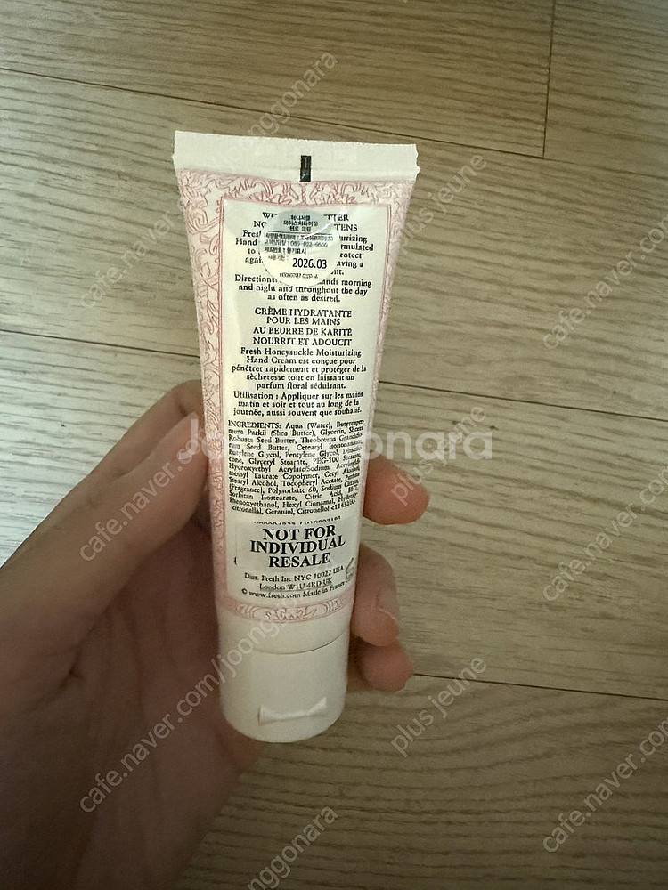 프레쉬 향수 핸드크림 허니서클 30ml 새상품--1