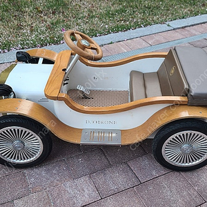 디트로네 D / 유아 전동차