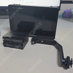 필월드 7인치 필드 모니터 LUT7 판매 합니다
