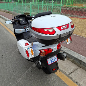 스즈키.버그만650.14년식