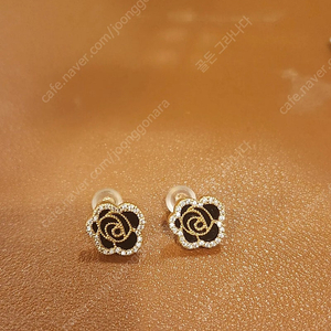 14k 오닉스 로사 귀걸이 (가격내림)