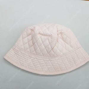 BURBERRY 버버리 누빔 모자