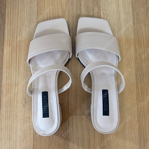베이지뮬슬리퍼 250