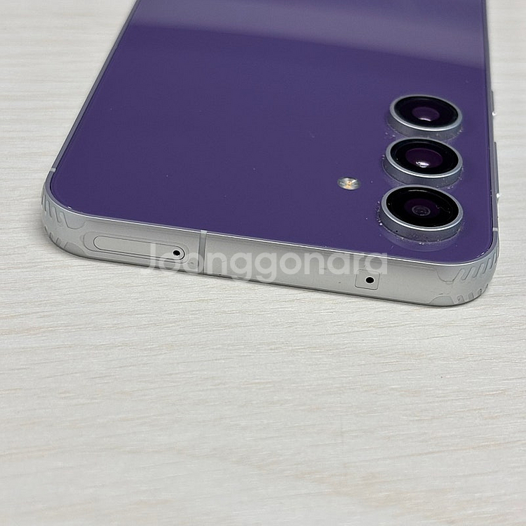 갤럭시S23FE 바이올렛 256용량 24년 4월개통 새상품컨디션 초S급 38만 팝니다--4