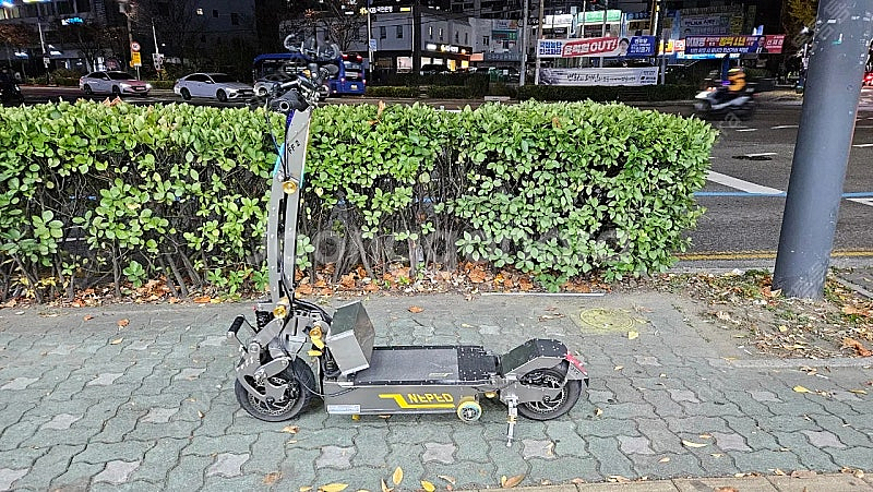 최상급 킥보드 위패드 sff2 팝니다.--0