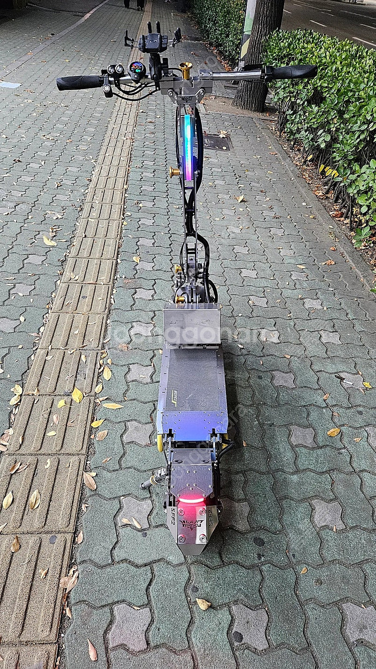 최상급 킥보드 위패드 sff2 팝니다.--2