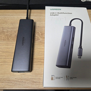 유그린 7in1 C타입 HDMI 4K 60Hz 기가랜 허브 CM512 풀박 팝니다