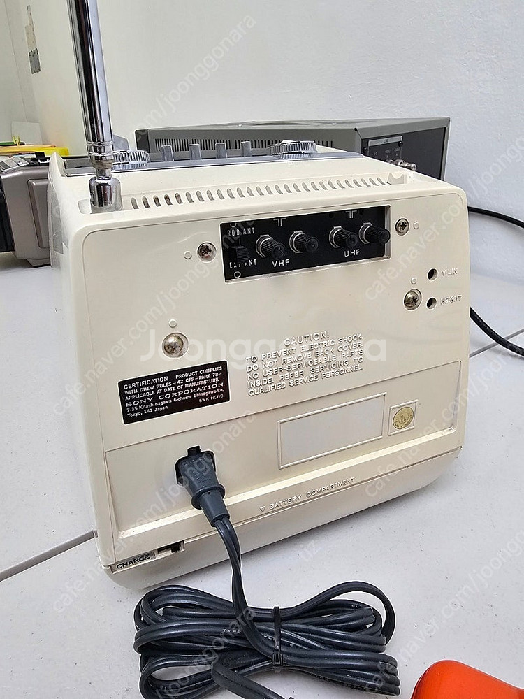 1972년 (소니)SONY사 빈티지 레트로 8인치 흑백...--3
