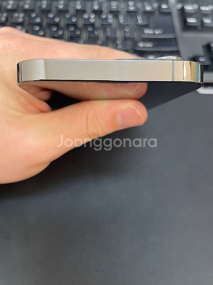 아이폰13프로 블랙 256GB 상태좋은 중고52만팝니다--3