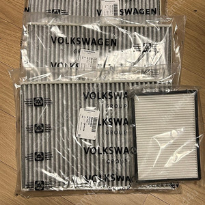 아우디 A6 순정 에어컨 필터(4M0 819 439 B) 판매합니다.