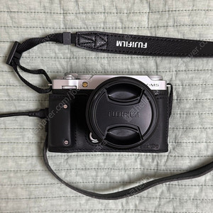 x-m5 (저) <-> t50 실버 교환