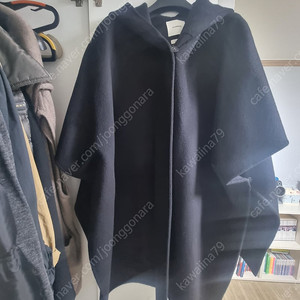 르꼬르망 캐시미어 후드 망토 블랙