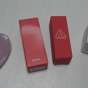 삐아 글로우 틴트 미니/쓰리씨이 캐시미어 허그 립스틱/ 릴리바이레드 미니 샤벳 치크 키링/투에이엔 실크 드롭 글리터 팟 미니 색조제품일괄 (모두 미개봉)