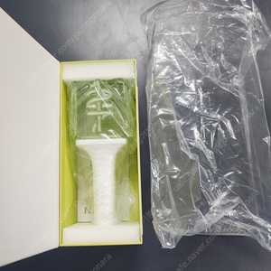 NCT 127OFFICIAL FANLIGHT (NCT 127응원봉_미사용) 판매 합니다.